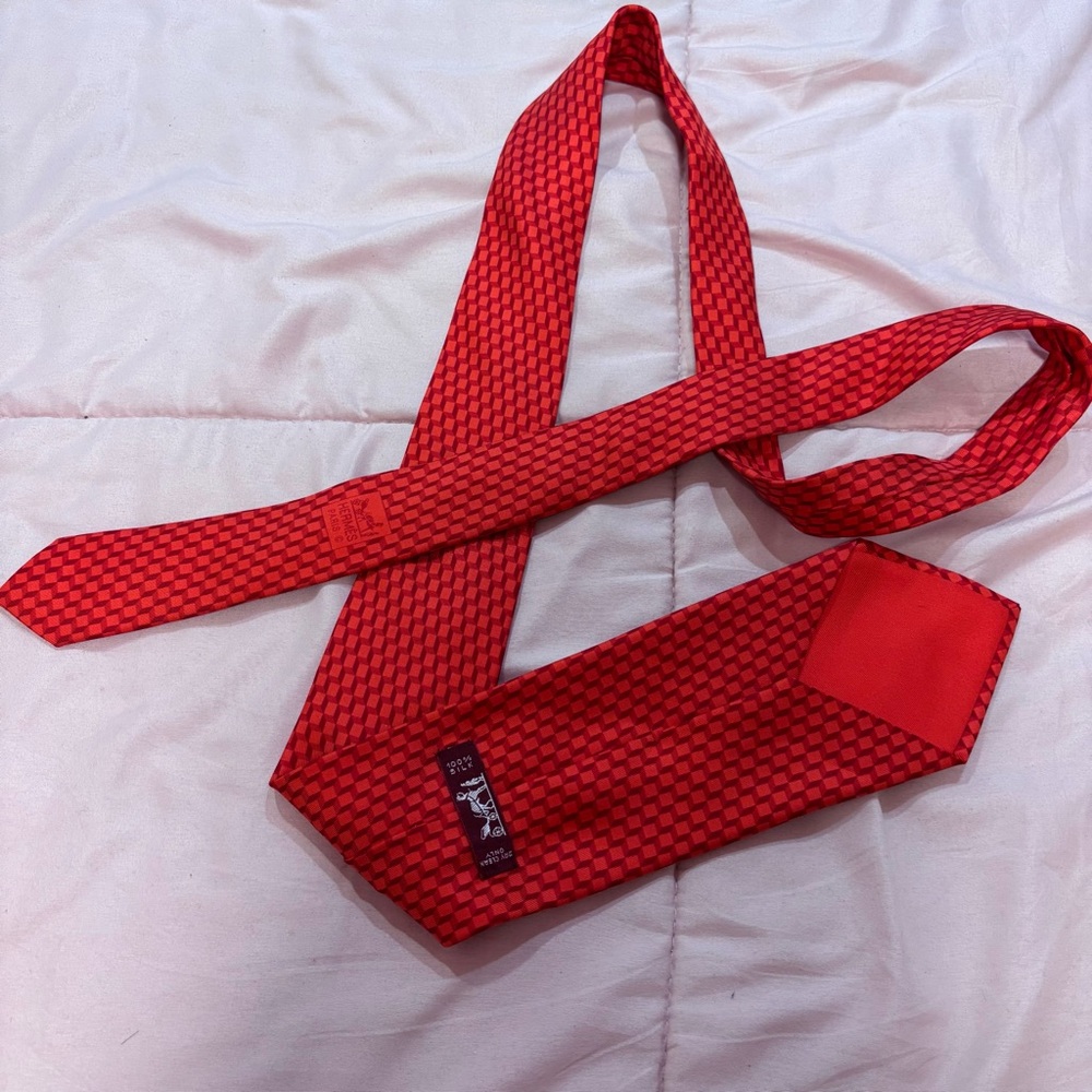 Hermes Red Geometric Patterned Tie - image 1